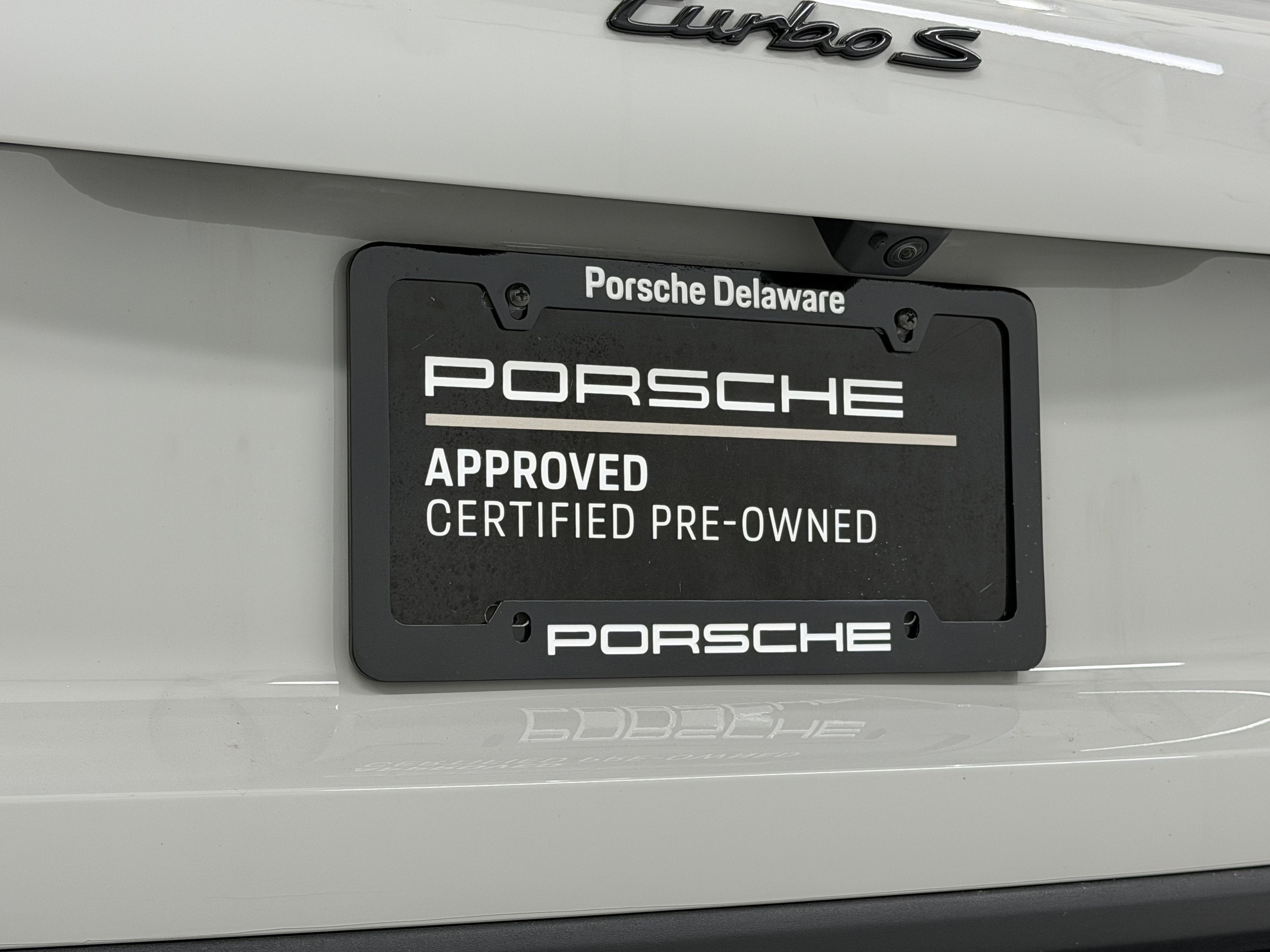 2025 Porsche Panamera Turbo S E-Hybrid