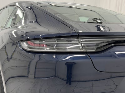2023 Porsche Panamera 4 Platinum Edition