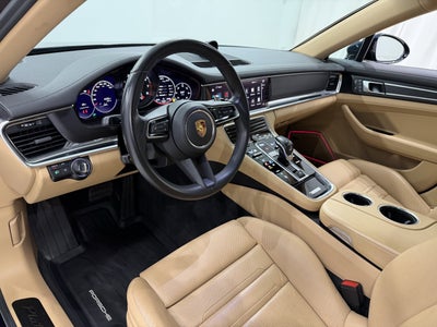 2023 Porsche Panamera 4 Platinum Edition
