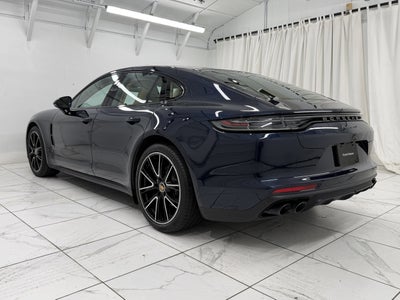 2023 Porsche Panamera 4 Platinum Edition