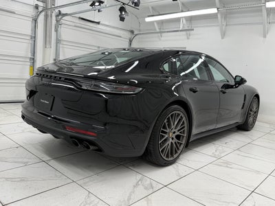 2023 Porsche Panamera 4 Platinum Edition