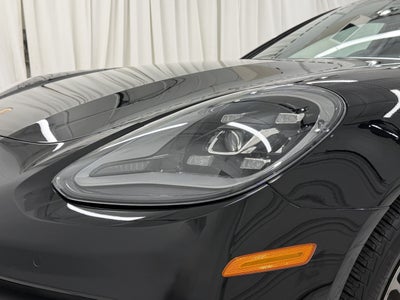 2023 Porsche Panamera 4 Platinum Edition