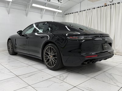 2023 Porsche Panamera 4 Platinum Edition