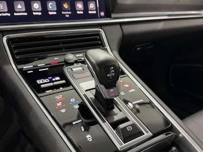 2023 Porsche Panamera 4 Platinum Edition