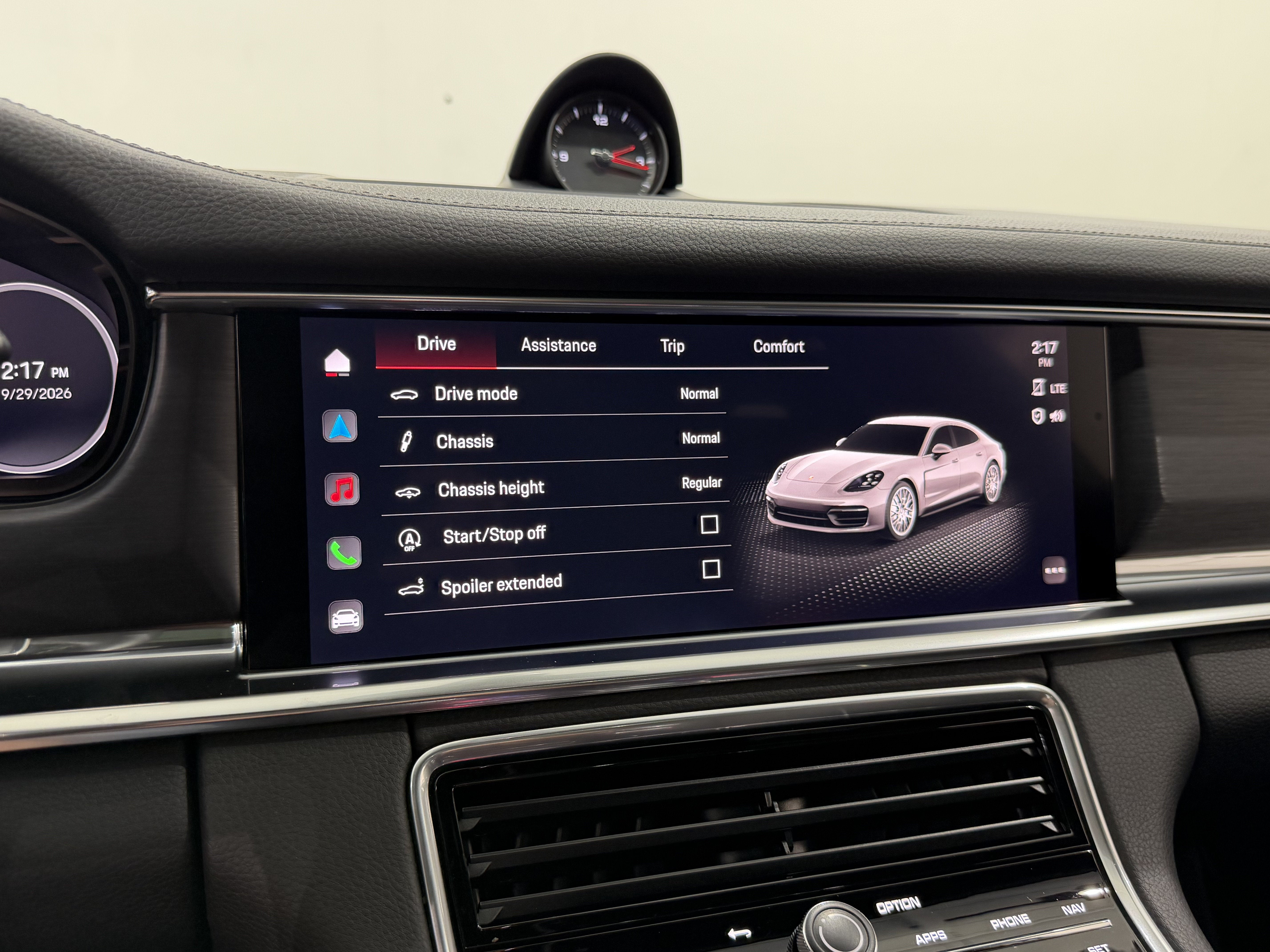2023 Porsche Panamera 4 Platinum Edition