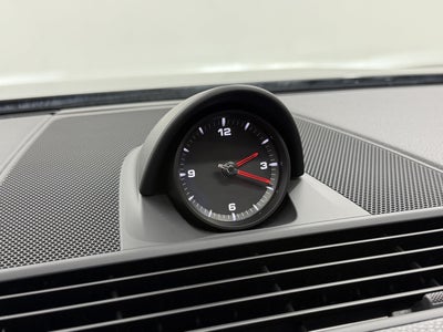 2023 Porsche Panamera 4 Platinum Edition