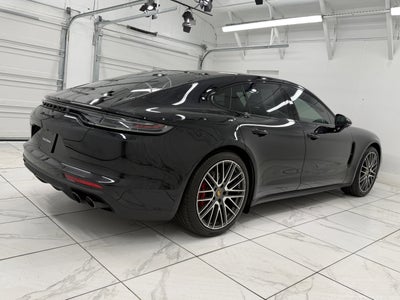 2023 Porsche Panamera 4 Platinum Edition
