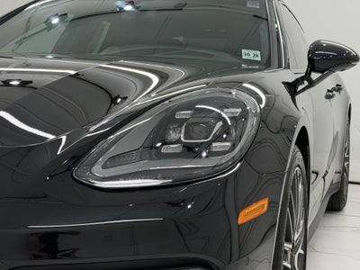 2023 Porsche Panamera 4 Platinum Edition