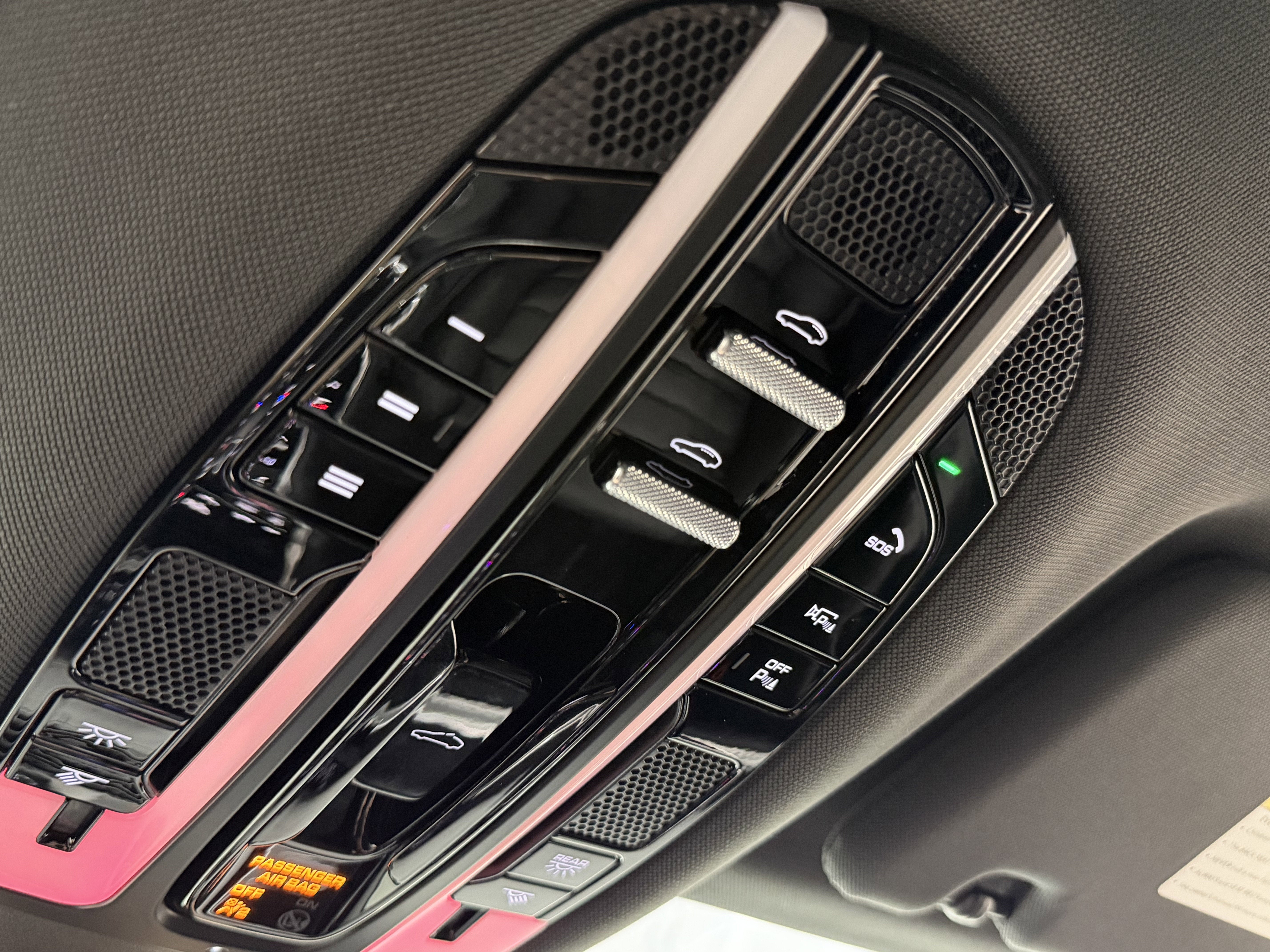 2023 Porsche Panamera 4 Platinum Edition
