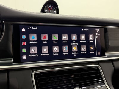 2023 Porsche Panamera 4 Platinum Edition