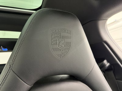 2022 Porsche Panamera 4 Platinum Edition