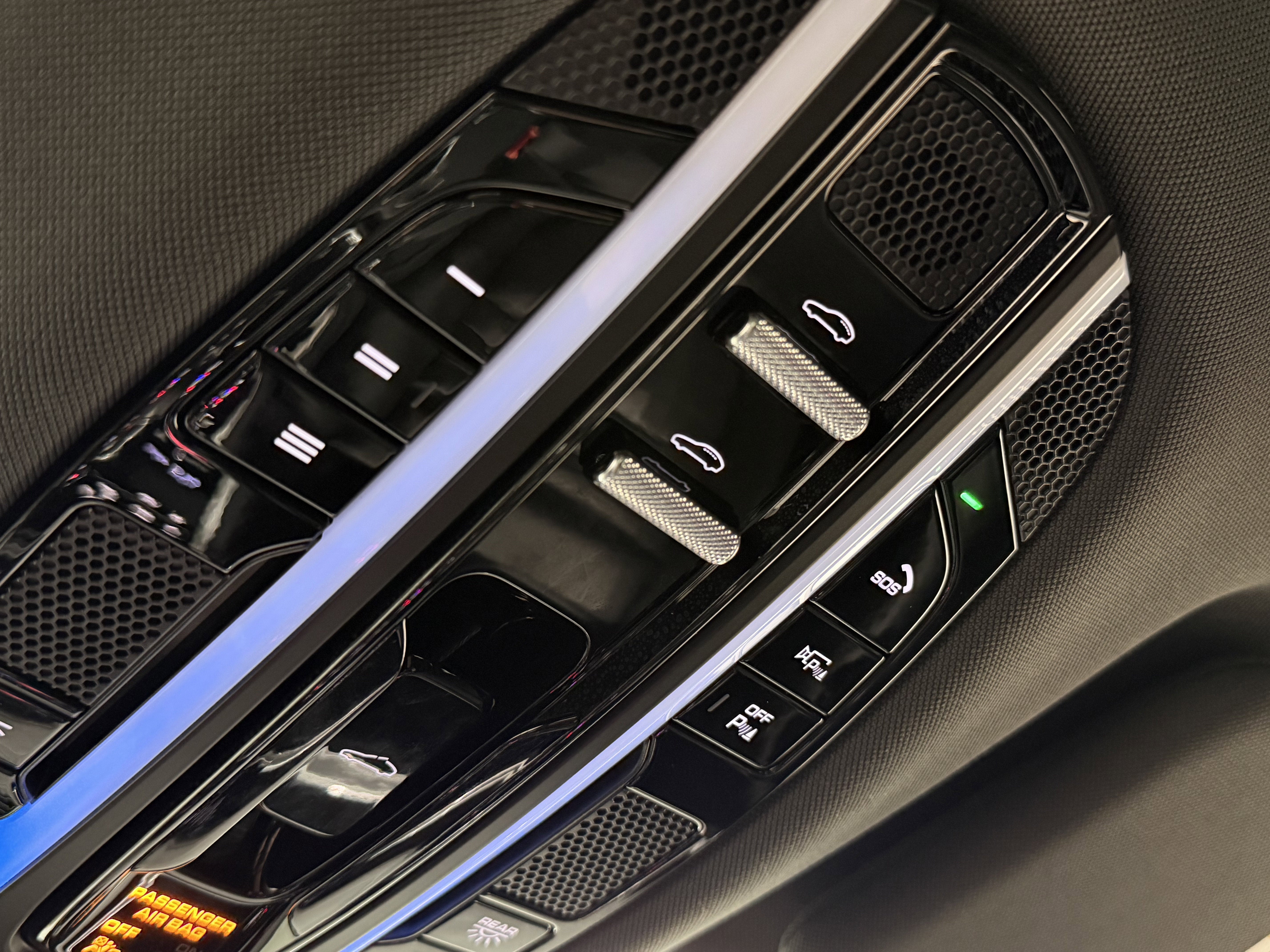 2022 Porsche Panamera 4 Platinum Edition