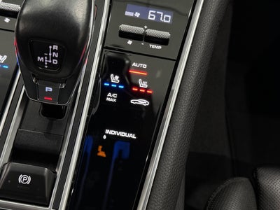 2022 Porsche Panamera 4 Platinum Edition
