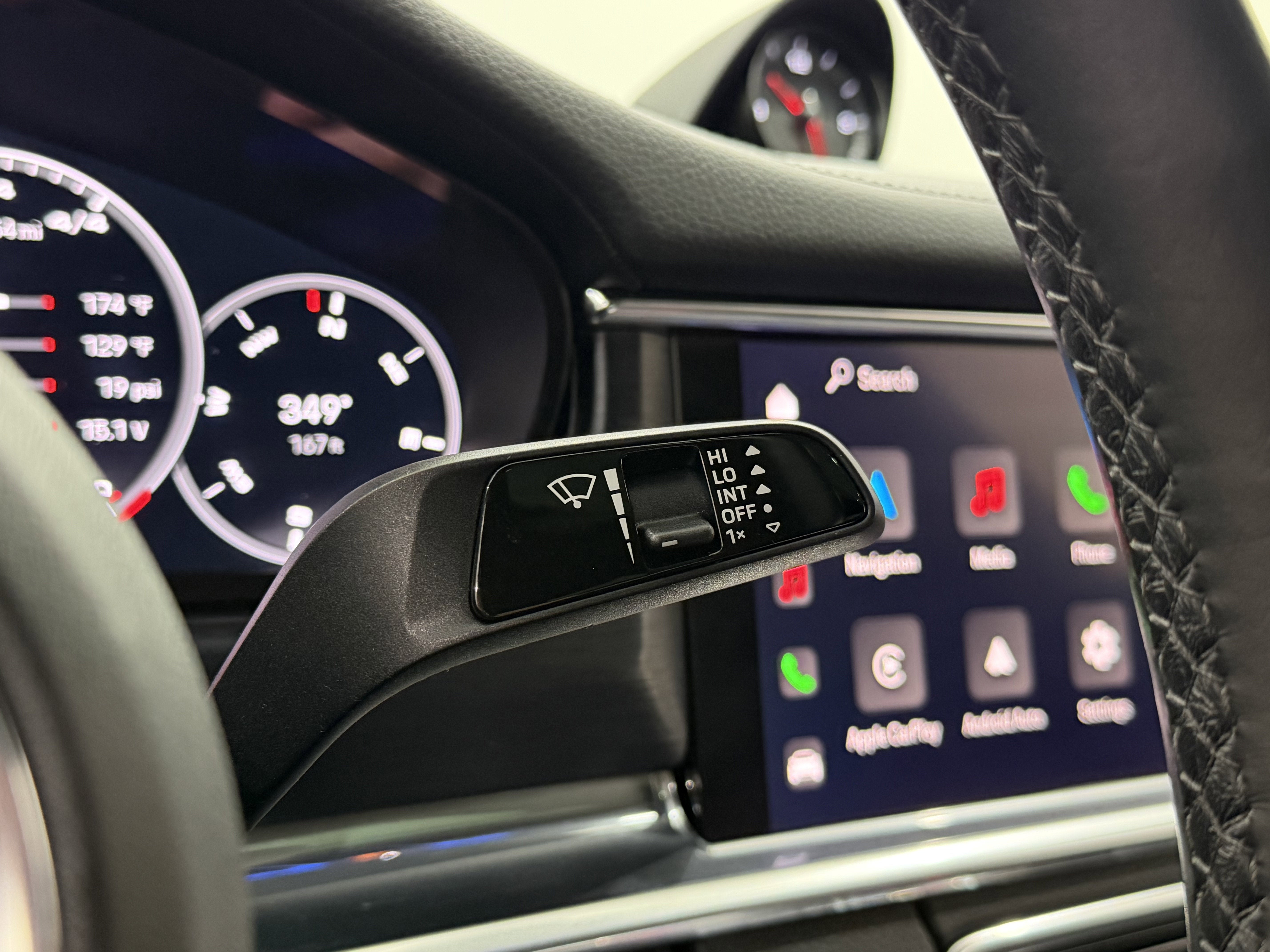 2022 Porsche Panamera 4 Platinum Edition