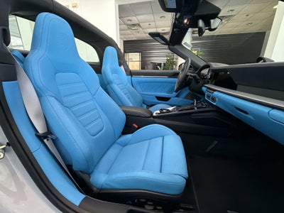 2024 Porsche 911 4 GTS