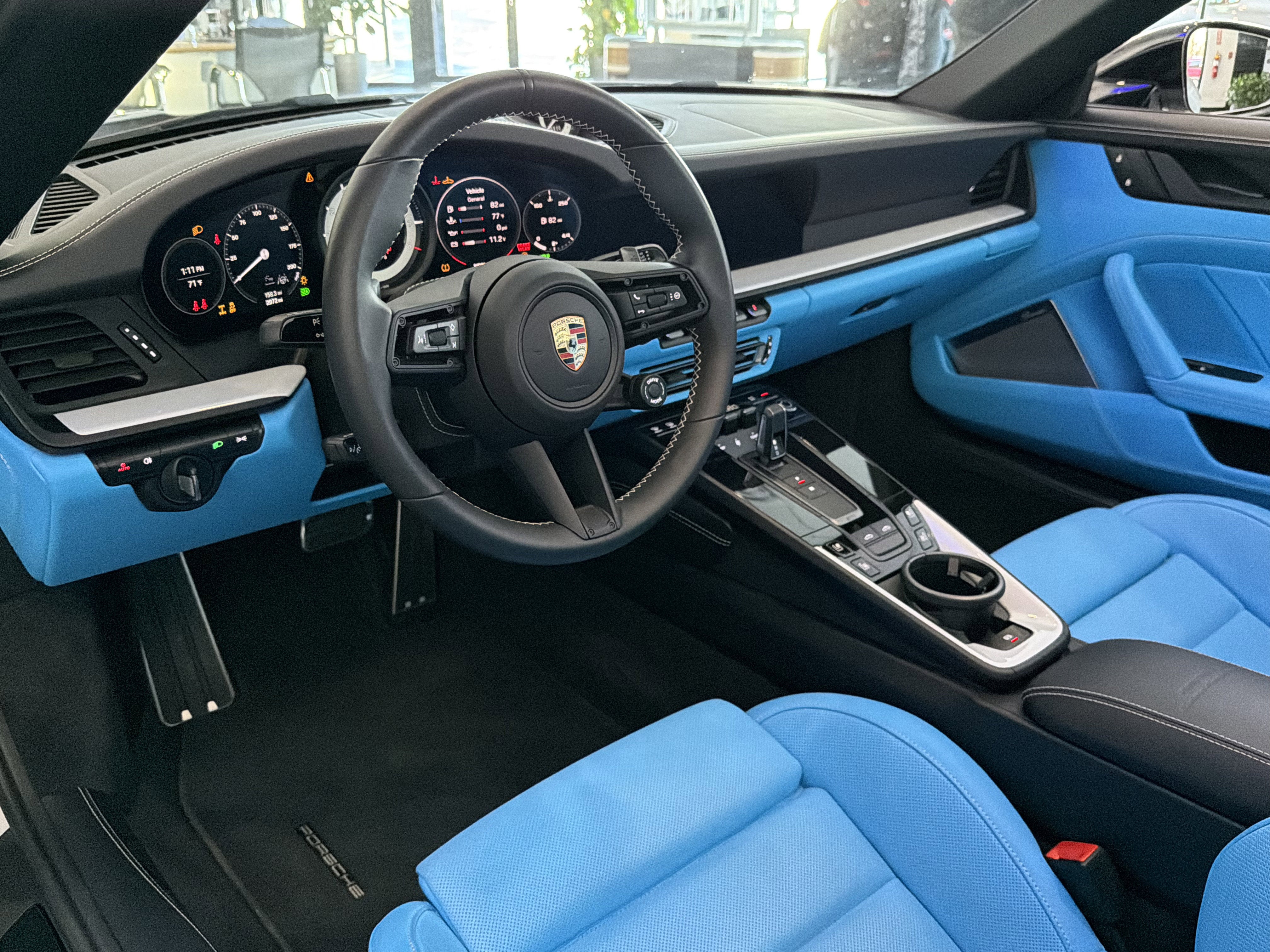 2024 Porsche 911 4 GTS