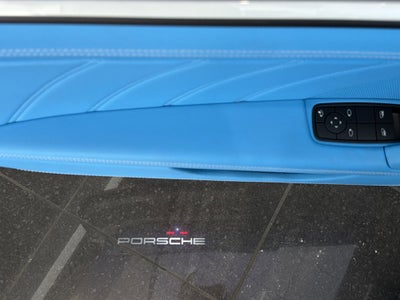 2024 Porsche 911 4 GTS