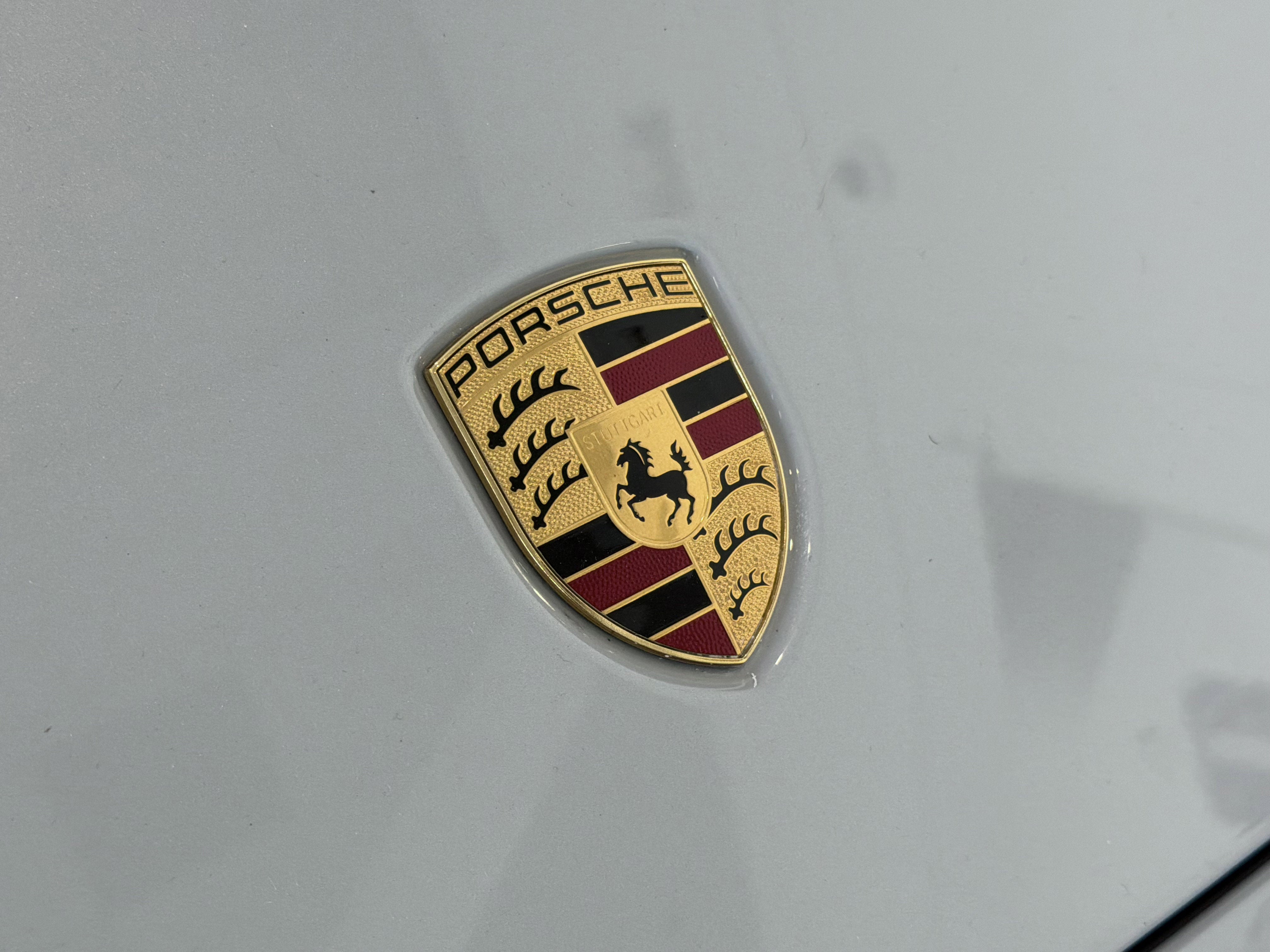 2024 Porsche 911 4 GTS