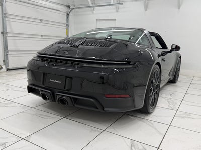 2025 Porsche 911 4 GTS
