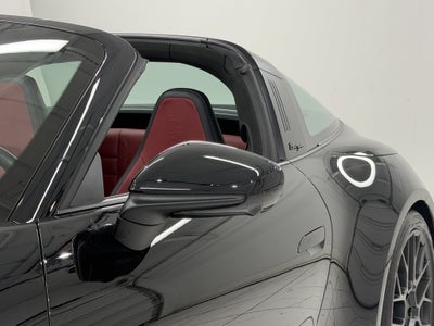 2025 Porsche 911 4 GTS