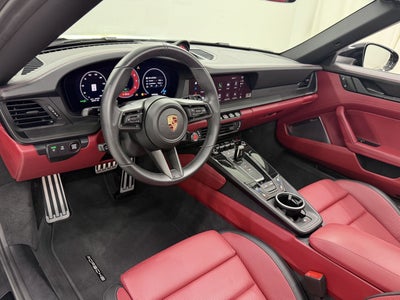 2025 Porsche 911 4 GTS