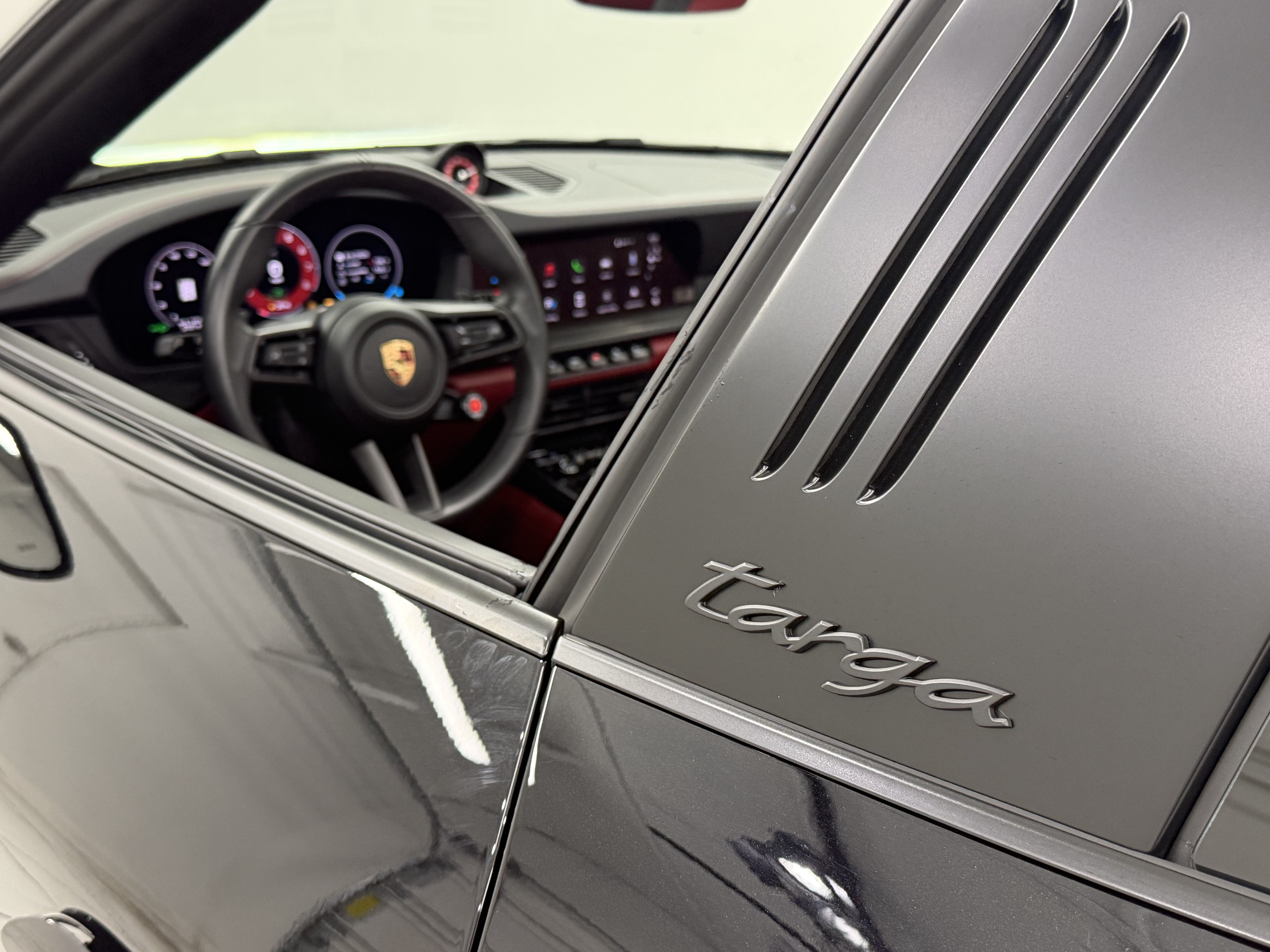 2025 Porsche 911 4 GTS
