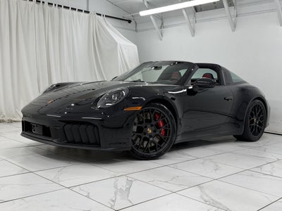 2025 Porsche 911 4 GTS