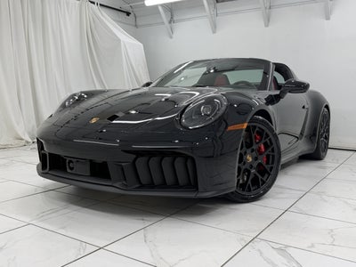 2025 Porsche 911 4 GTS