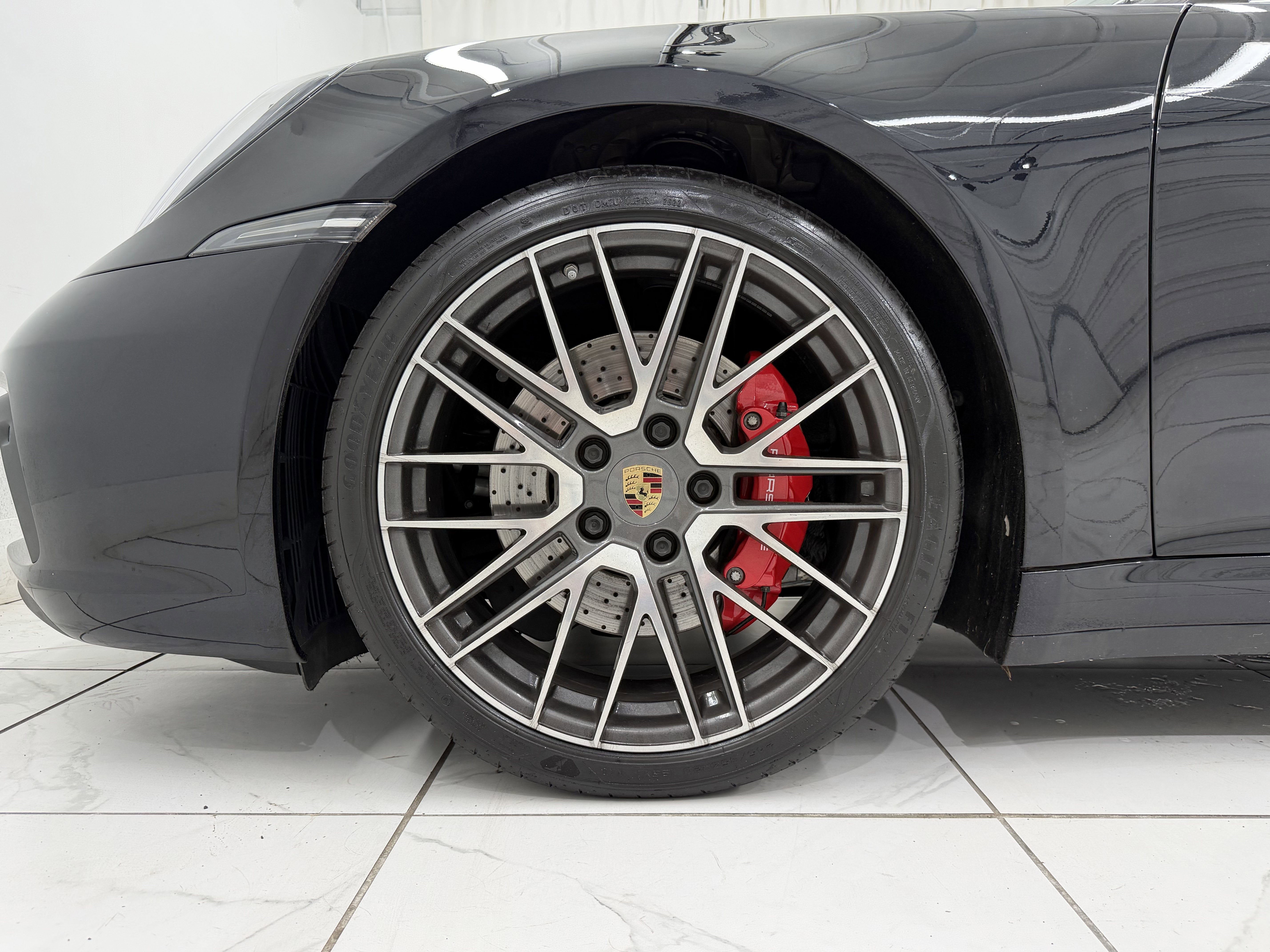 2023 Porsche 911 4S