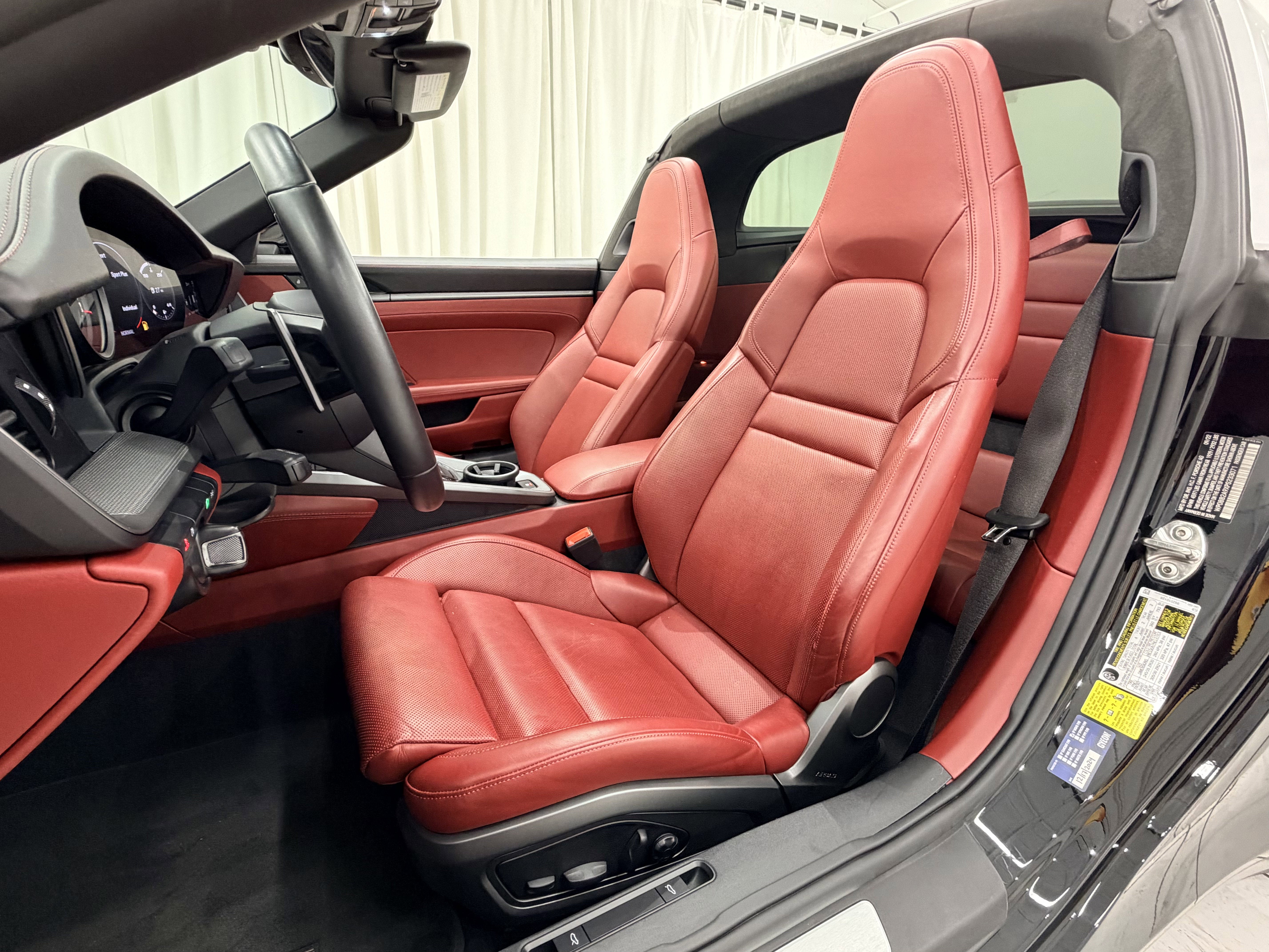2023 Porsche 911 4S