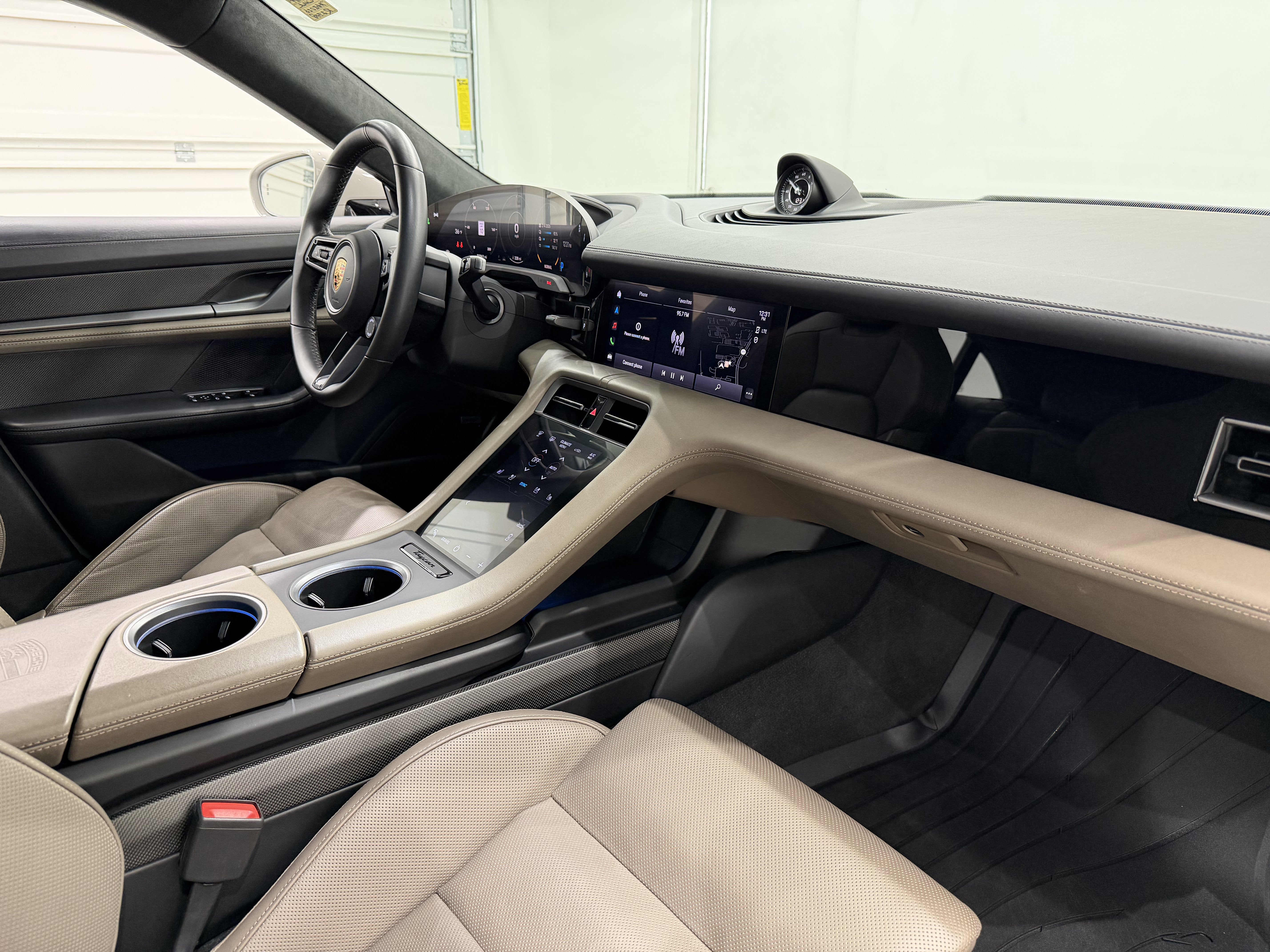 2023 Porsche Taycan Turbo S