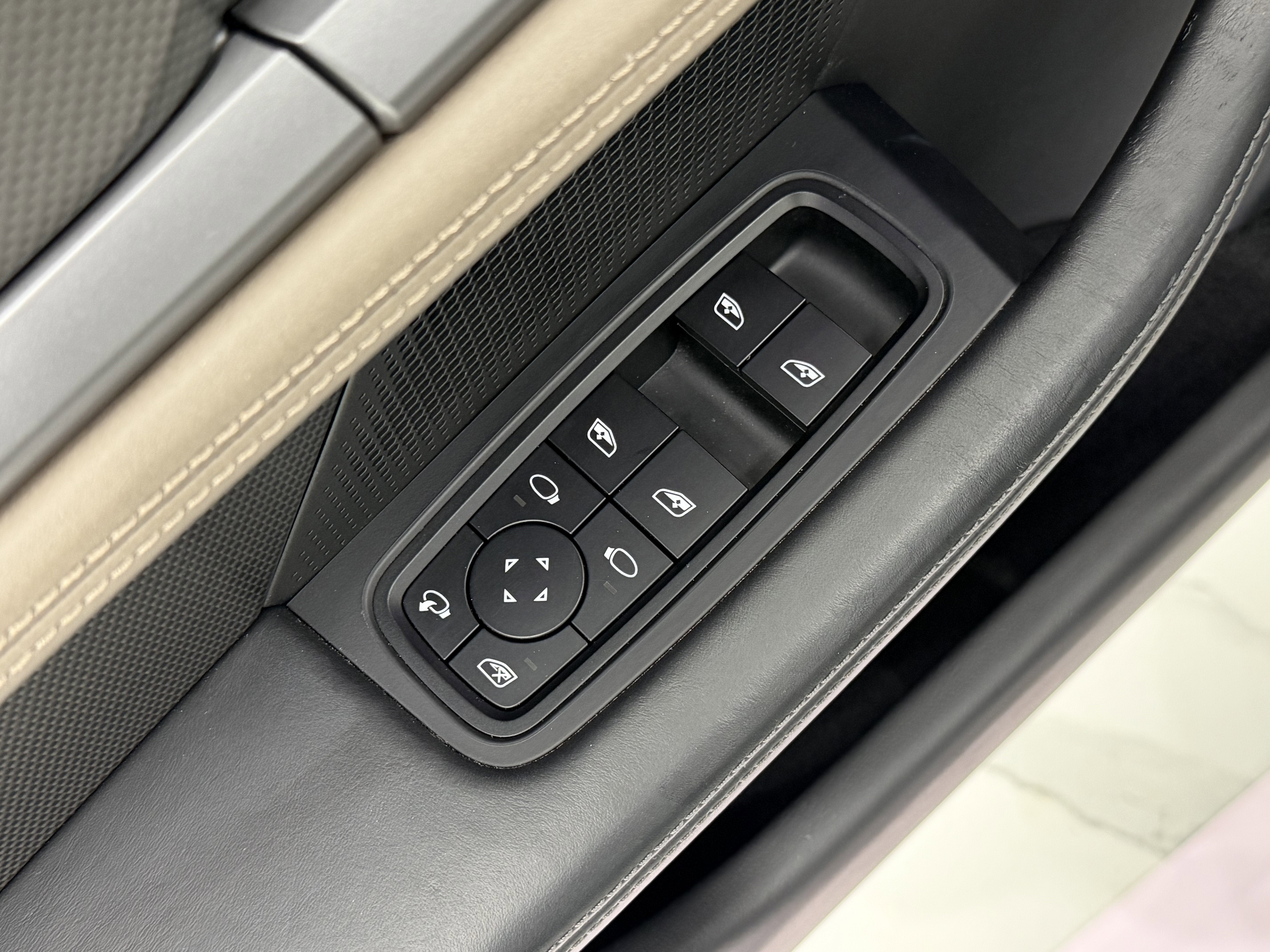 2023 Porsche Taycan Turbo S