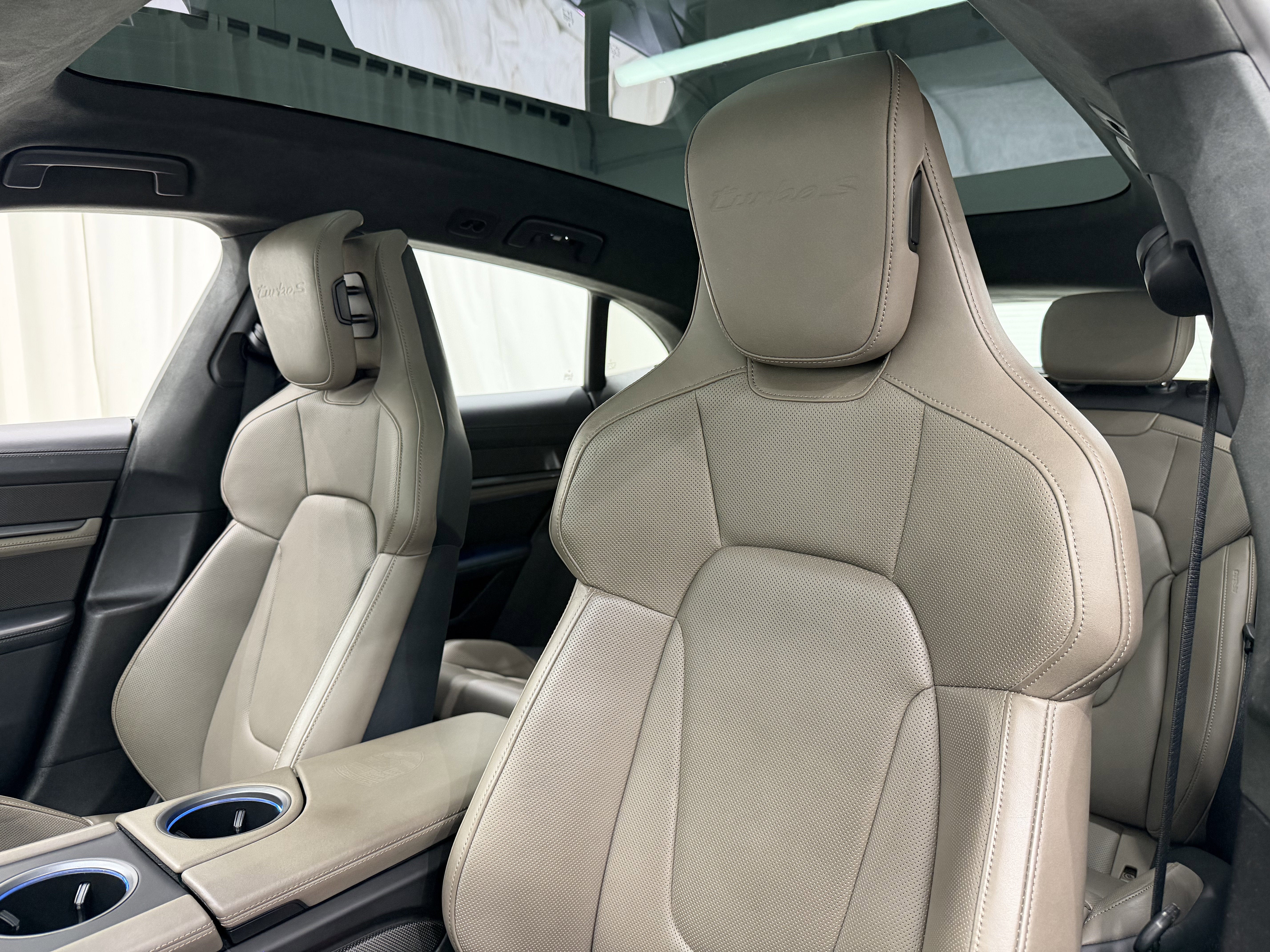 2023 Porsche Taycan Turbo S