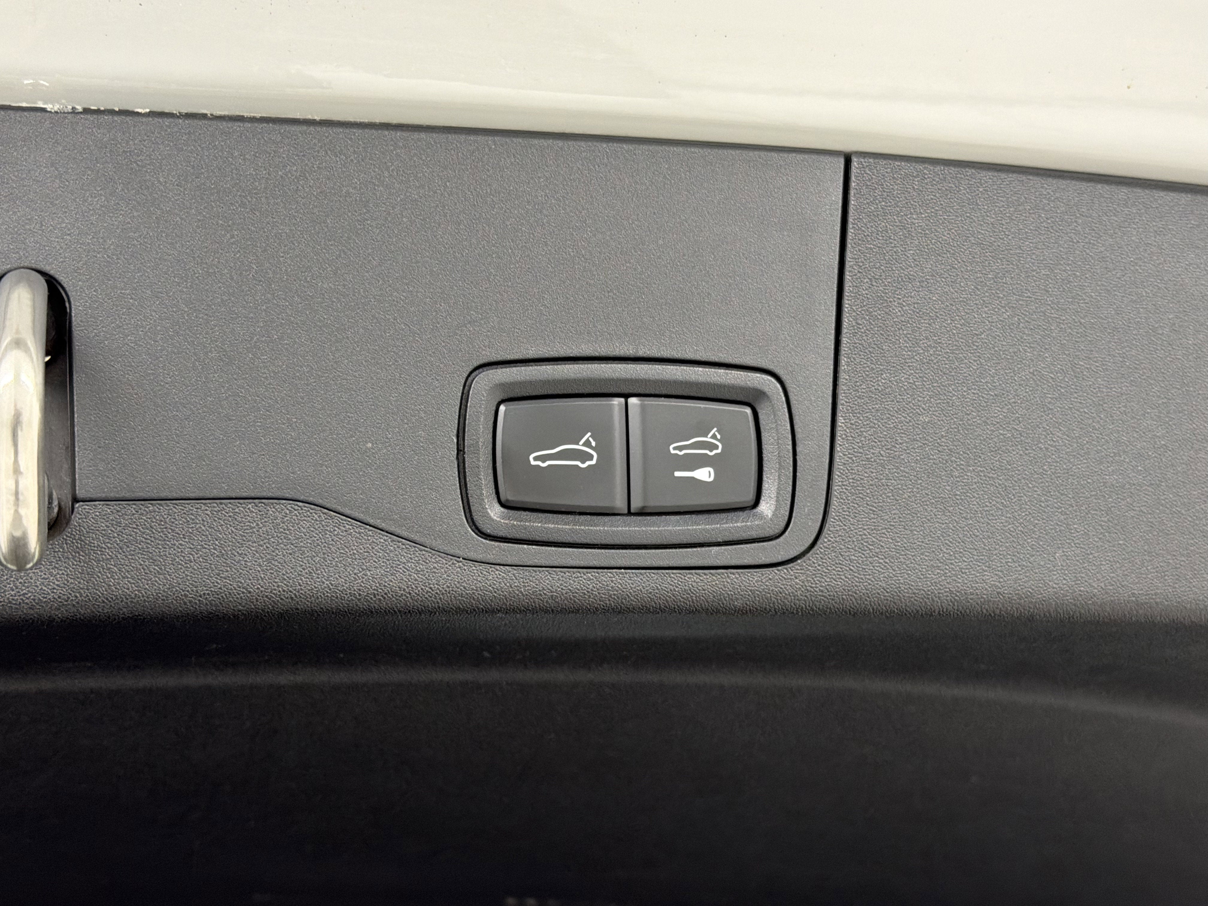 2023 Porsche Taycan Turbo S