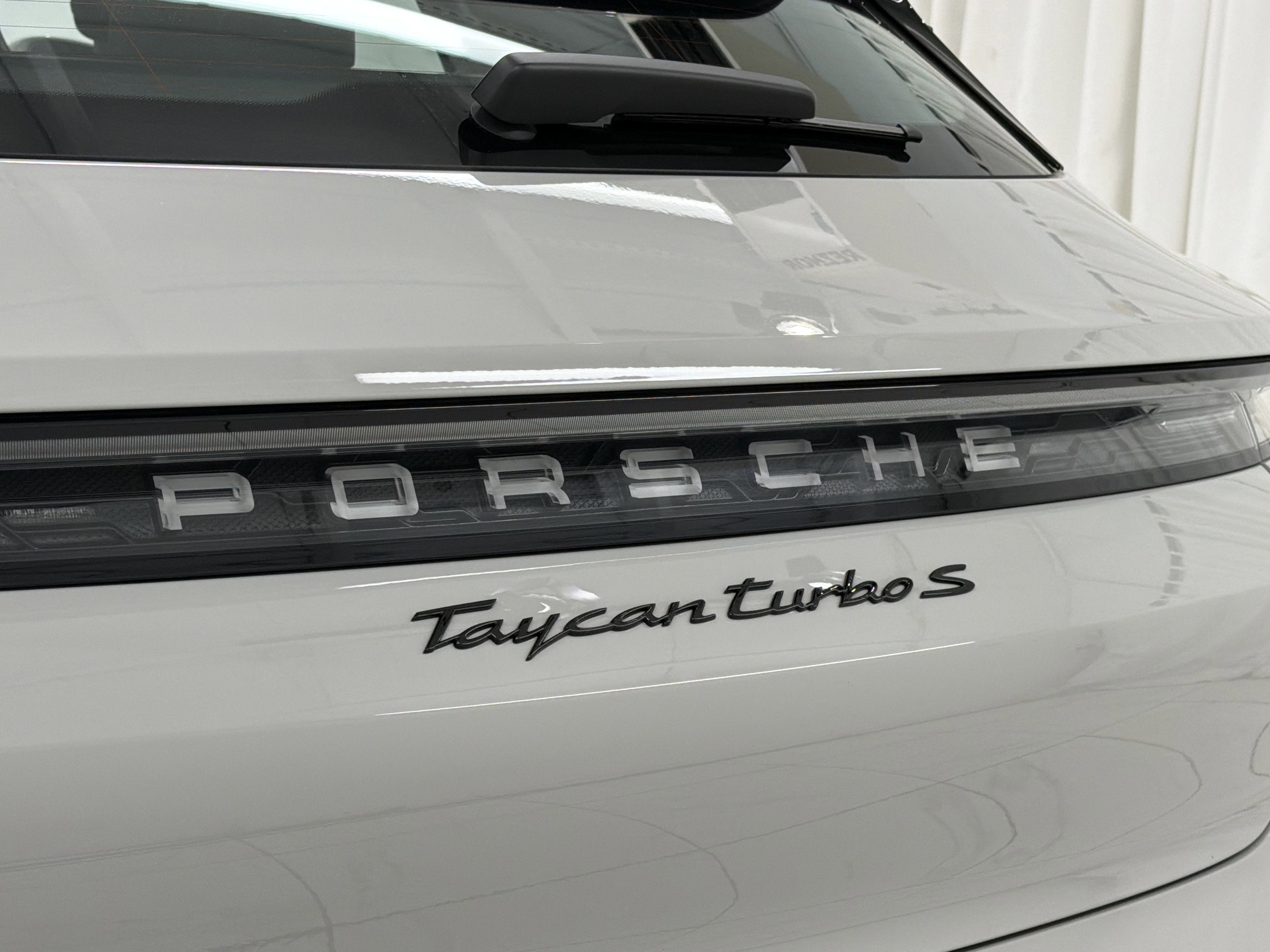 2023 Porsche Taycan Turbo S