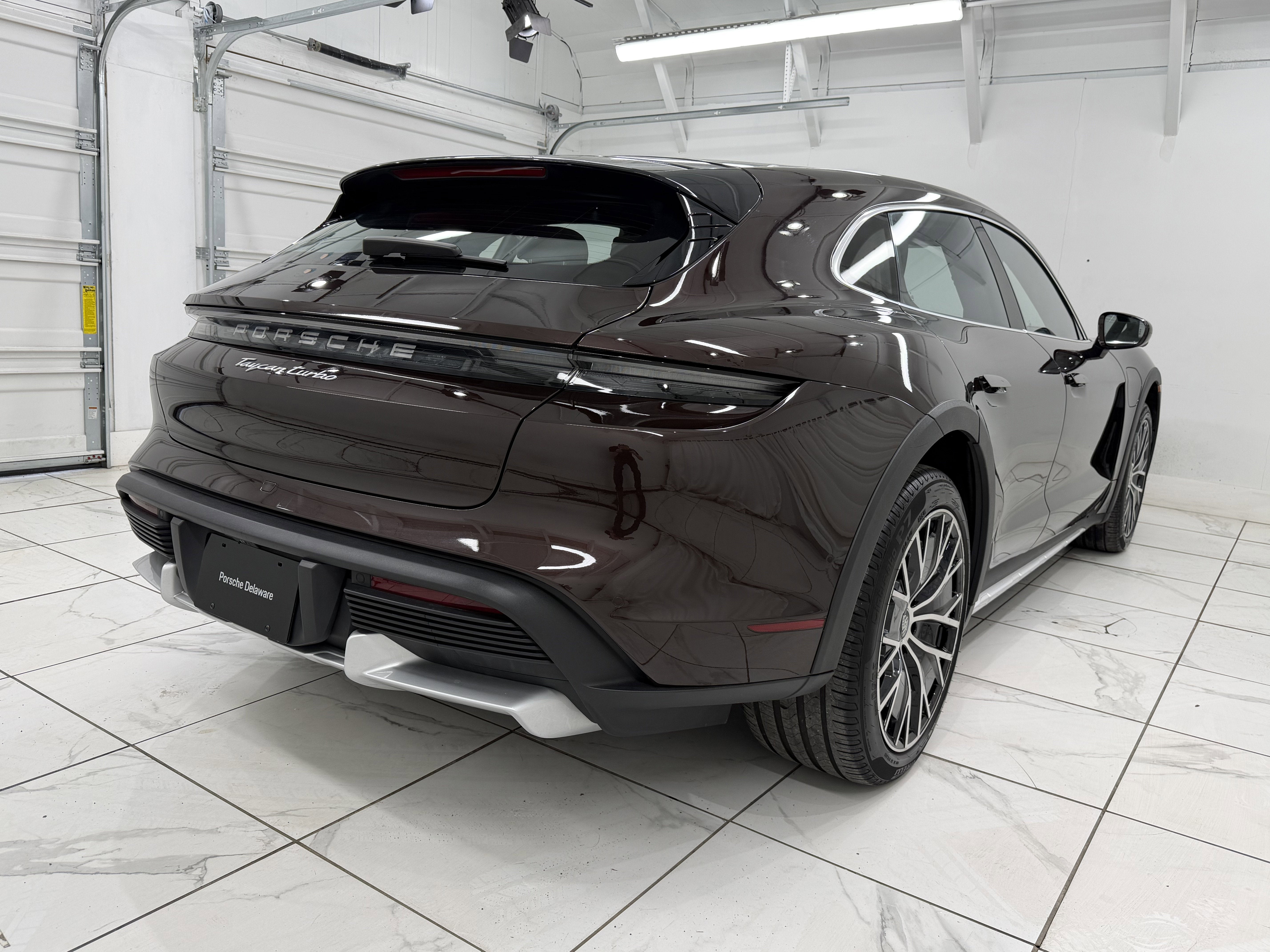 2023 Porsche Taycan Turbo