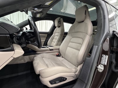 2023 Porsche Taycan Turbo