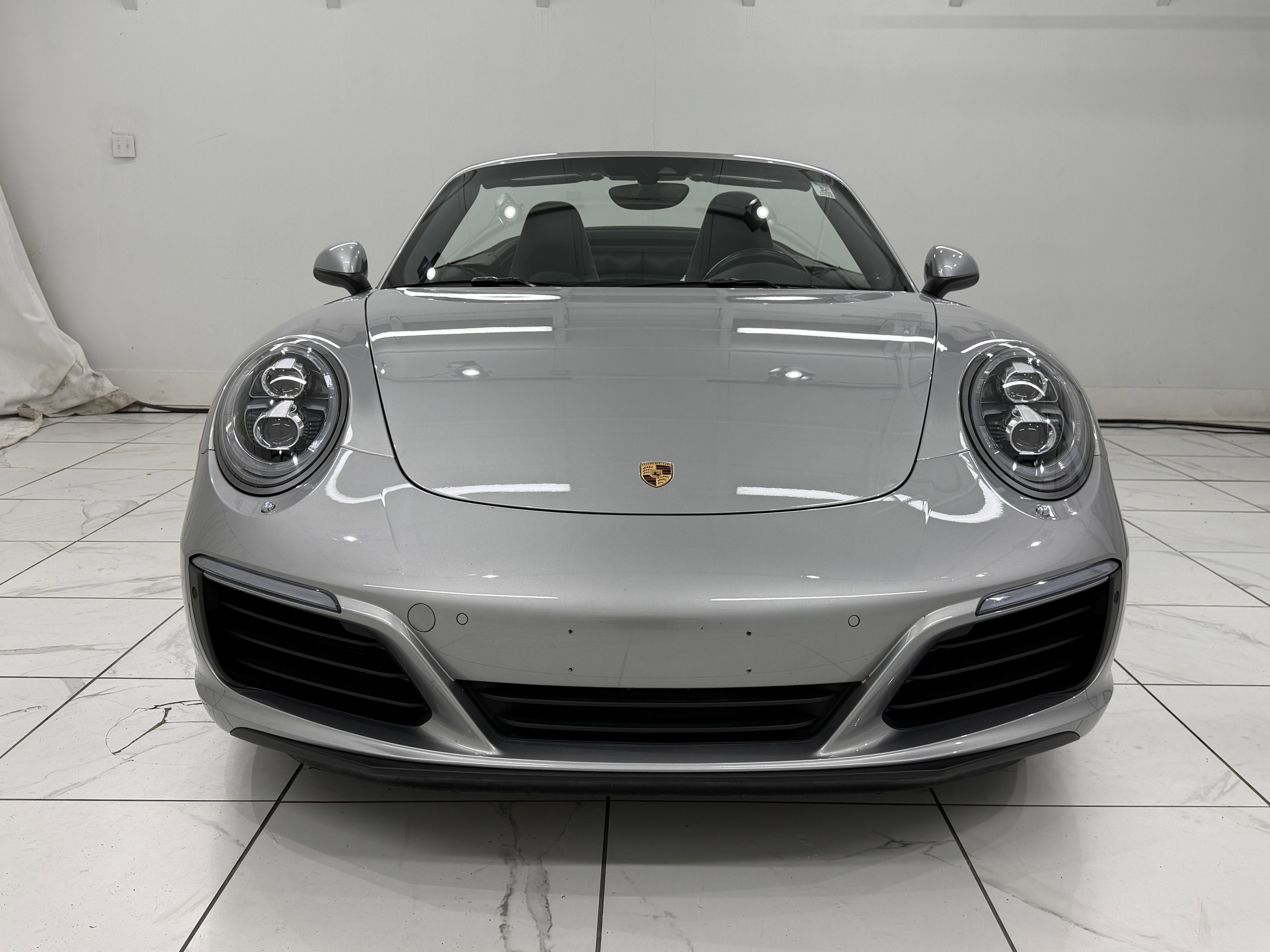 2017 Porsche 911 Carrera