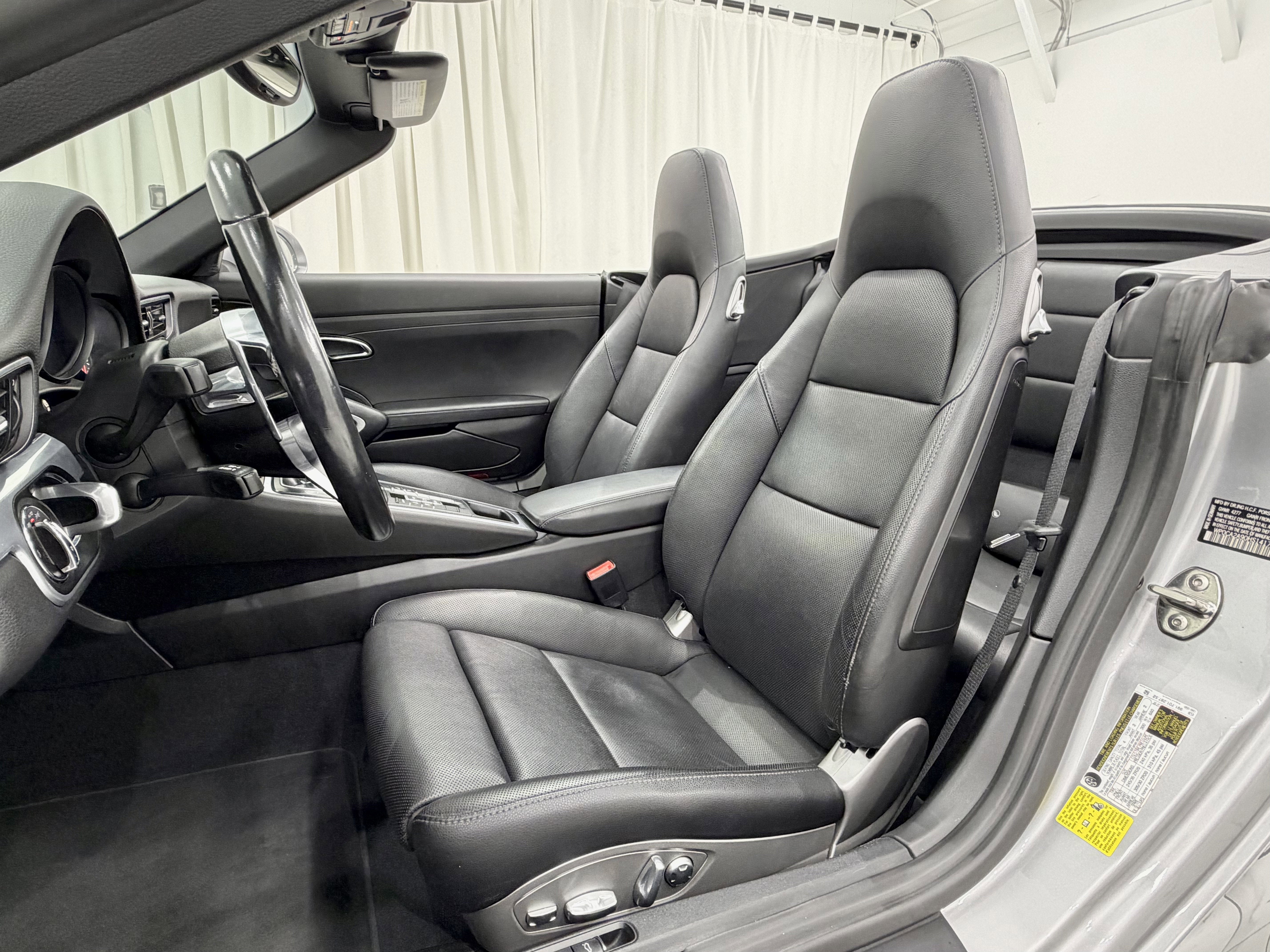 2017 Porsche 911 Carrera