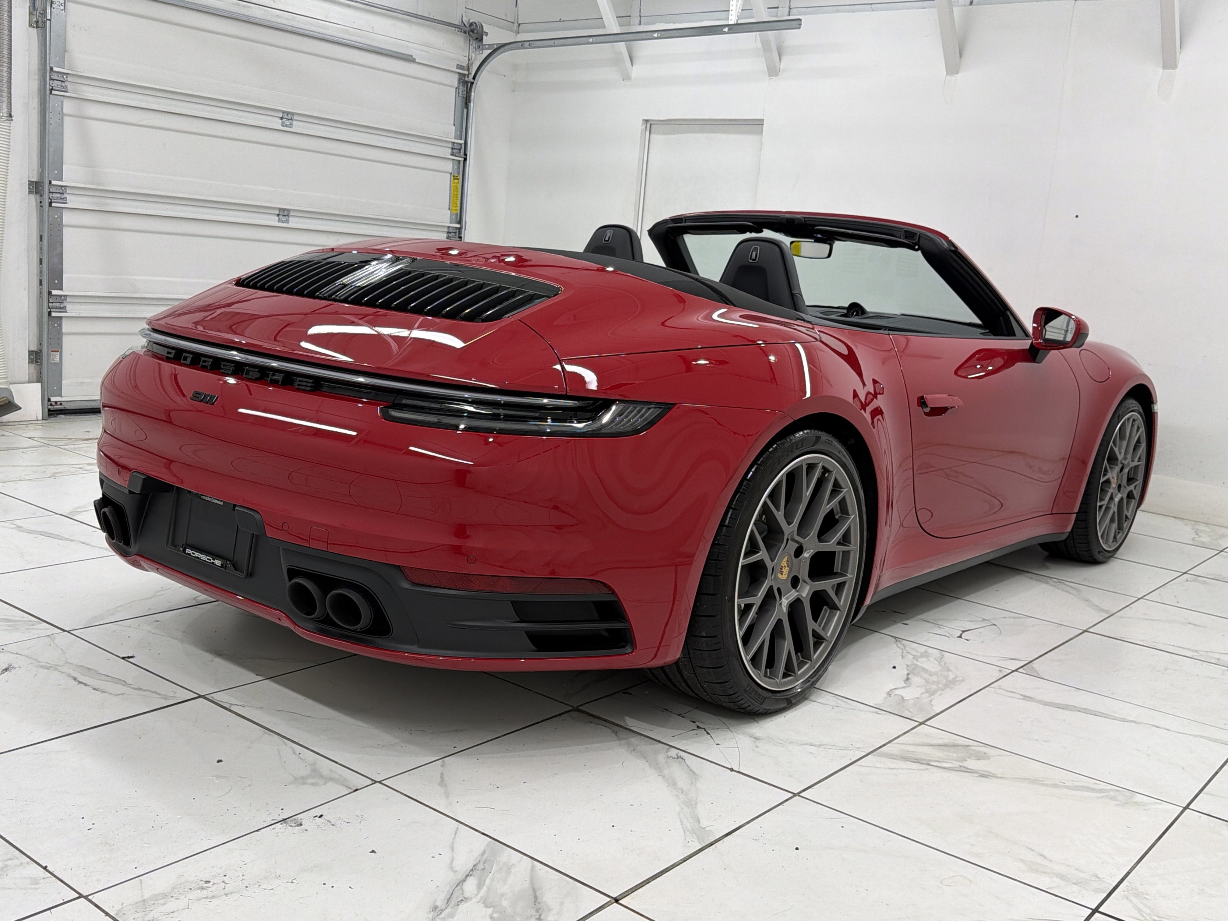 2023 Porsche 911 Carrera
