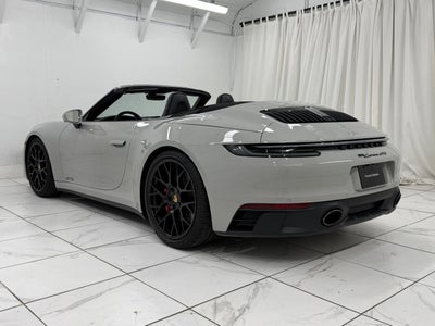 2022 Porsche 911 Carrera GTS