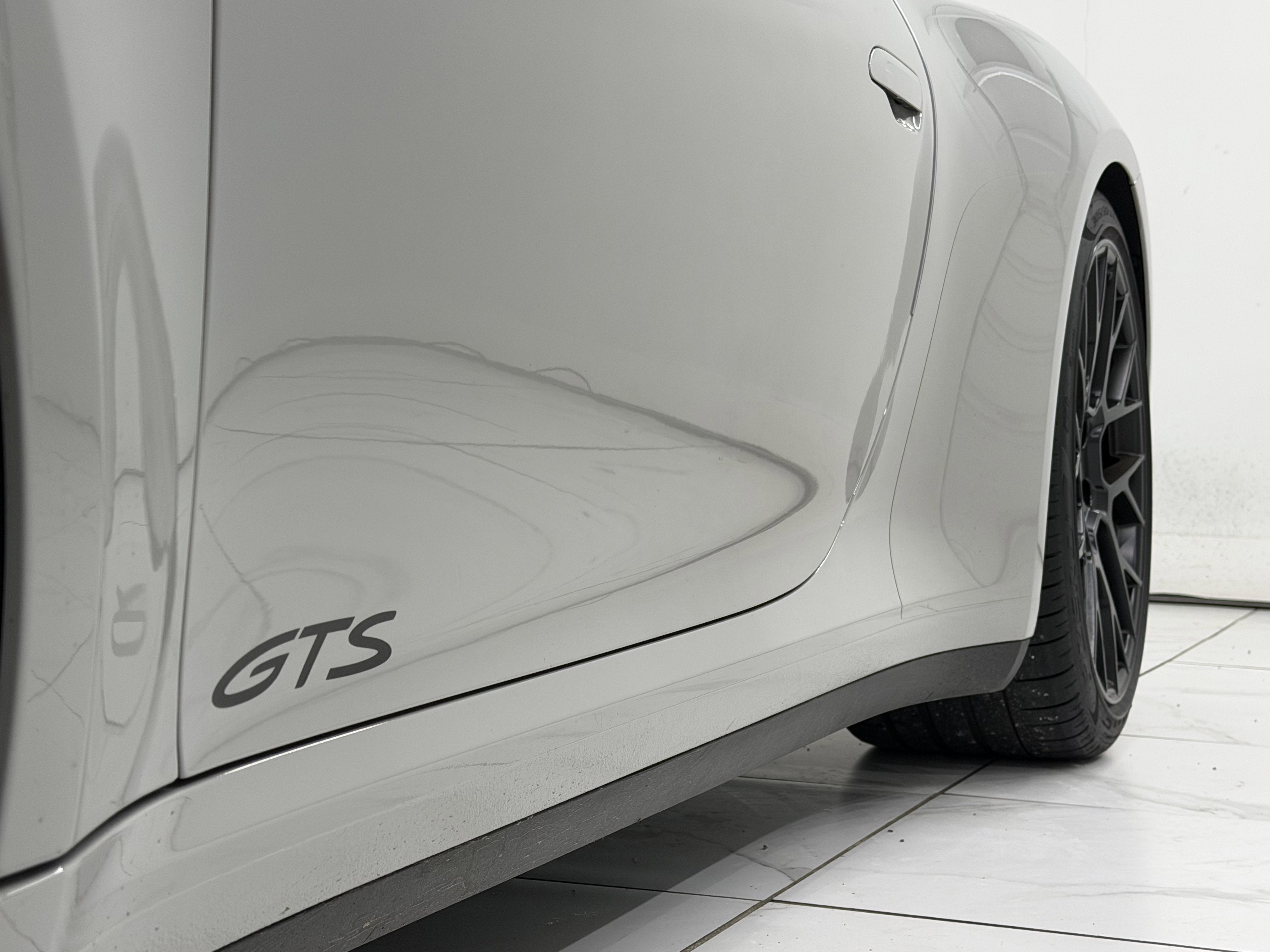 2022 Porsche 911 Carrera GTS