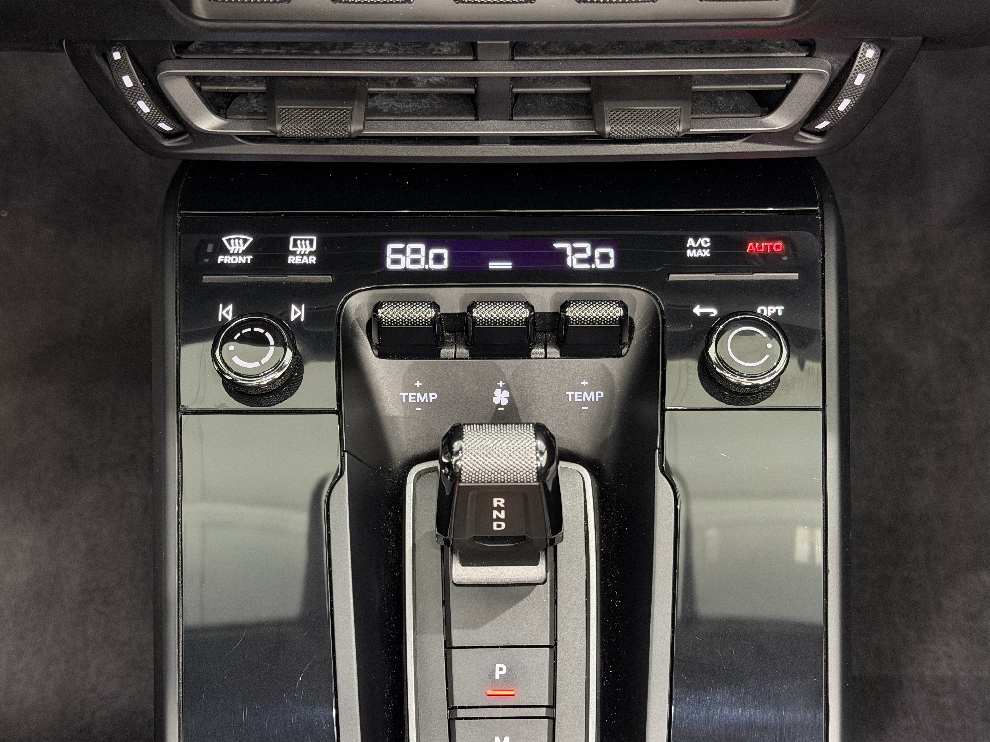 2022 Porsche 911 Carrera GTS