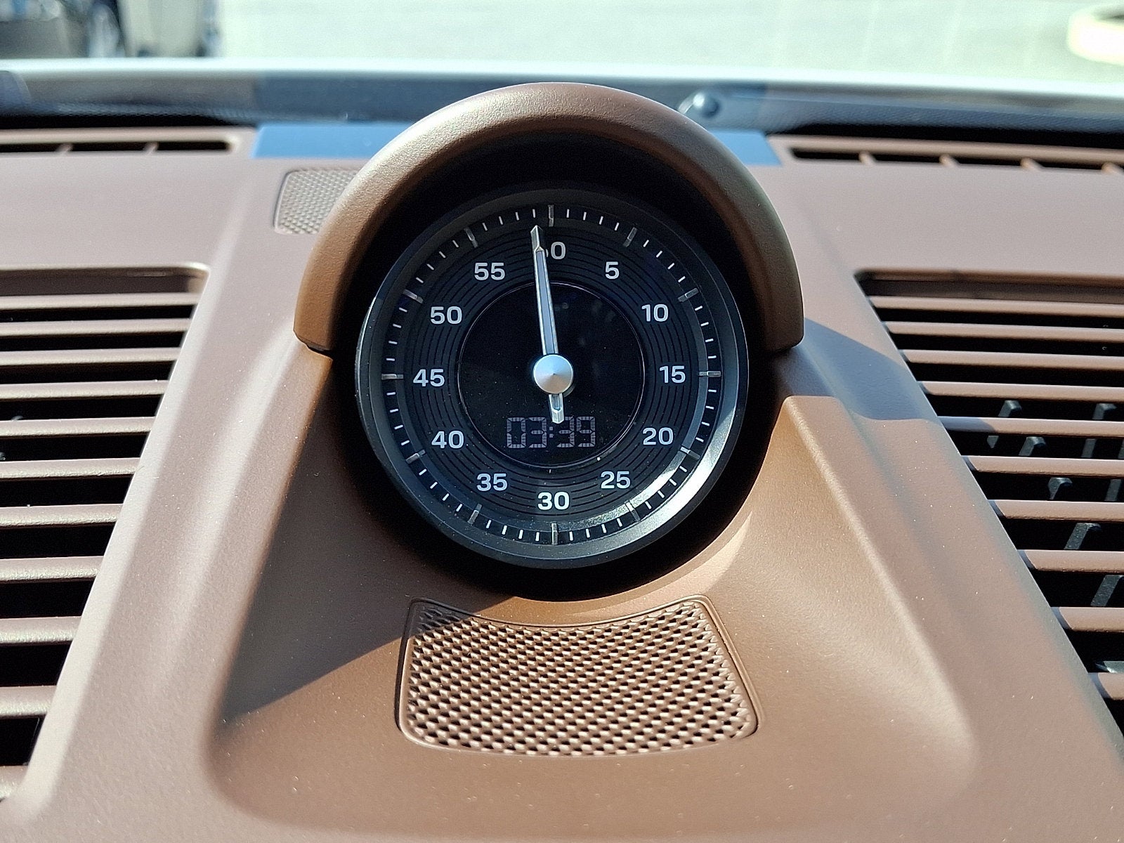 2023 Porsche 911 Carrera 4 Gts