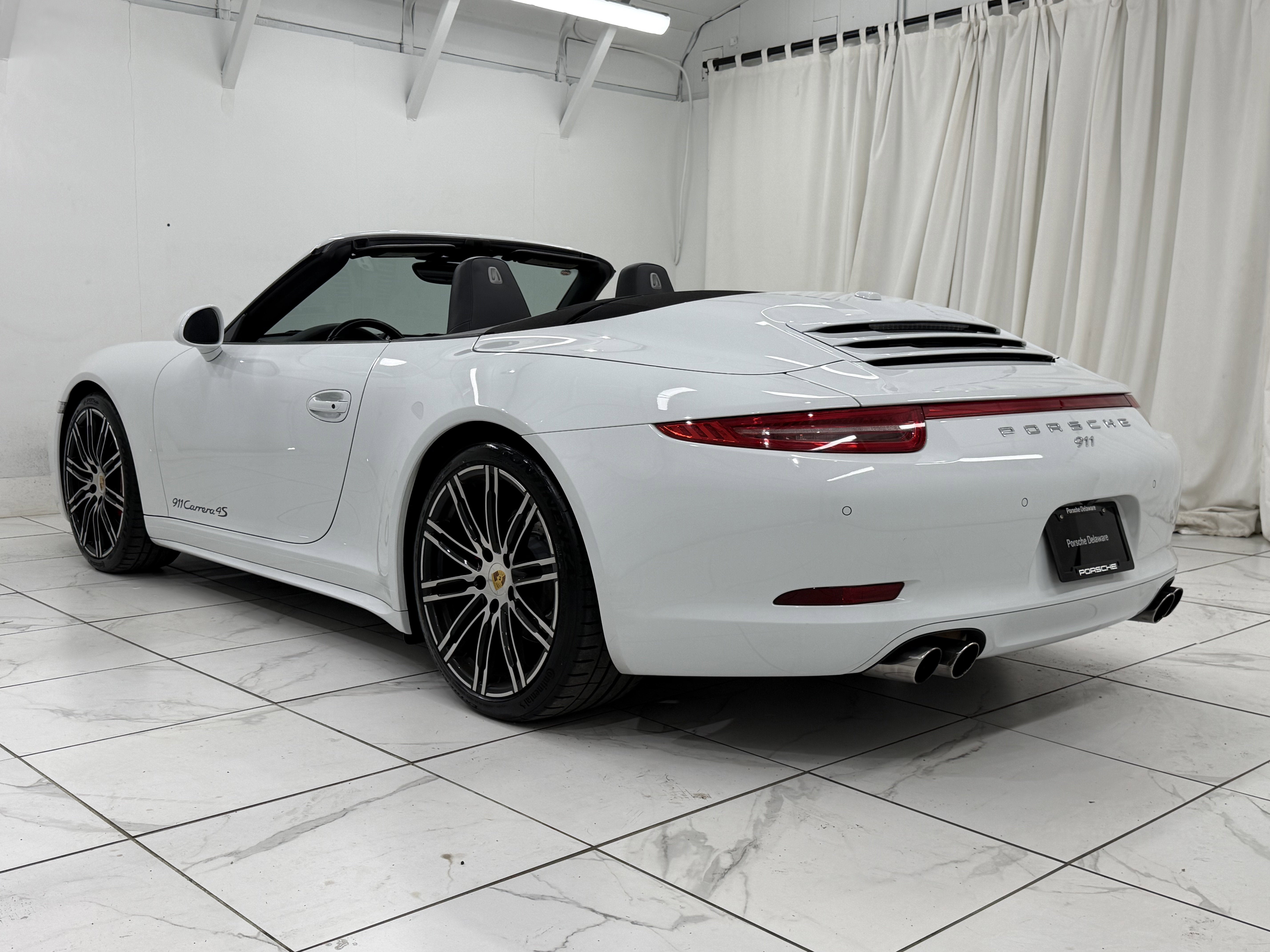 2016 Porsche 911 Carrera 4S