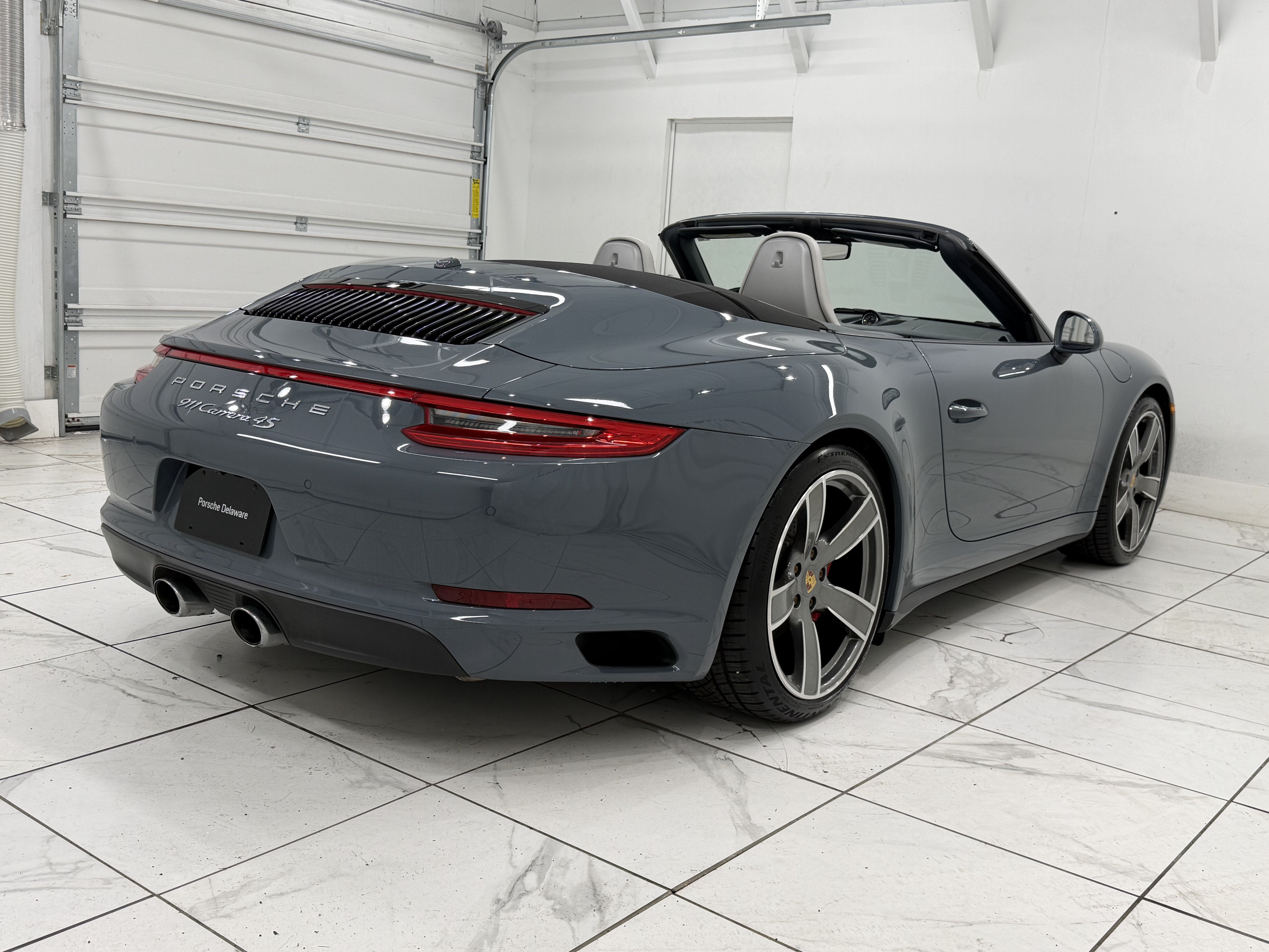 2017 Porsche 911 Carrera 4S