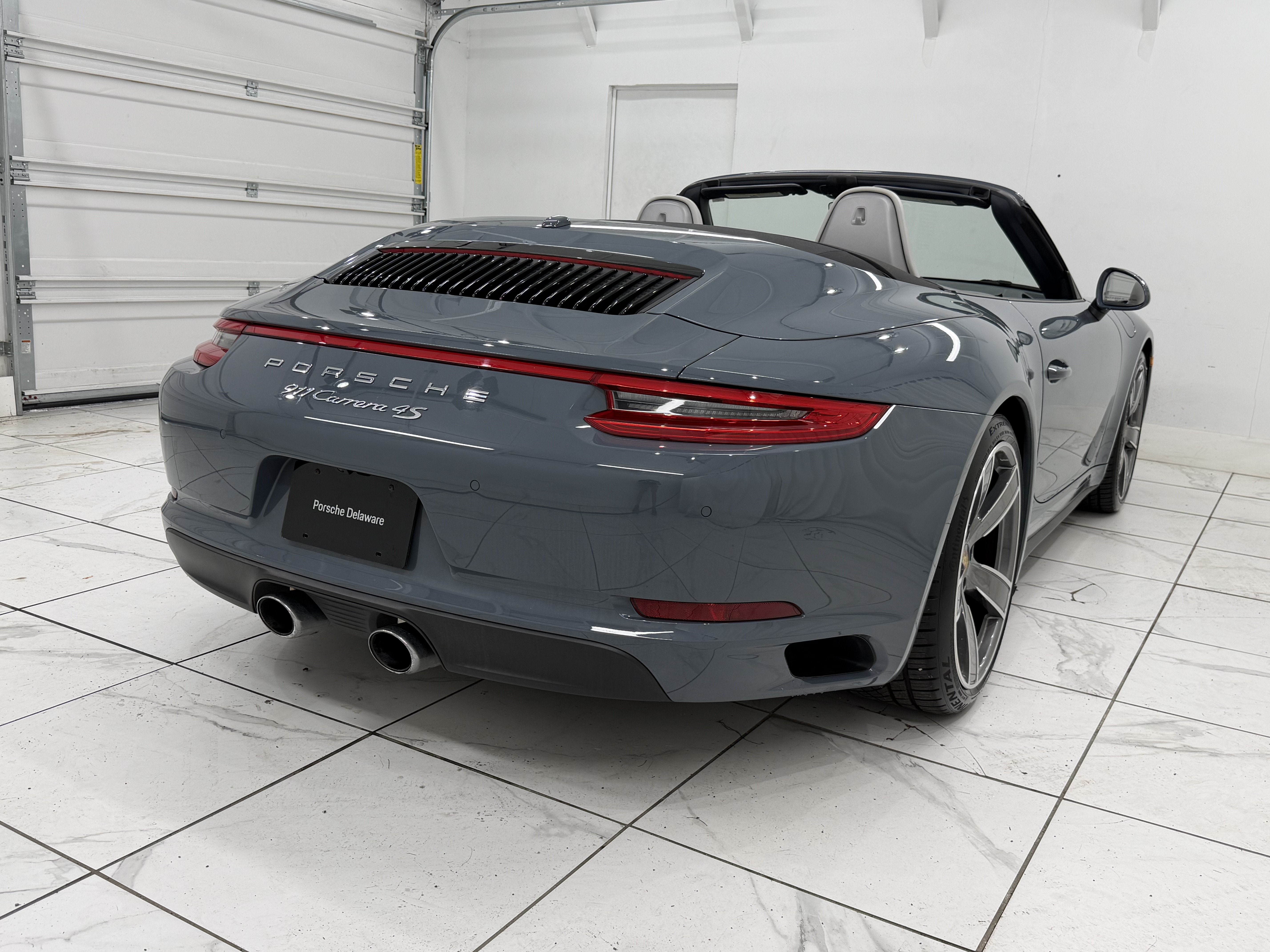 2017 Porsche 911 Carrera 4S