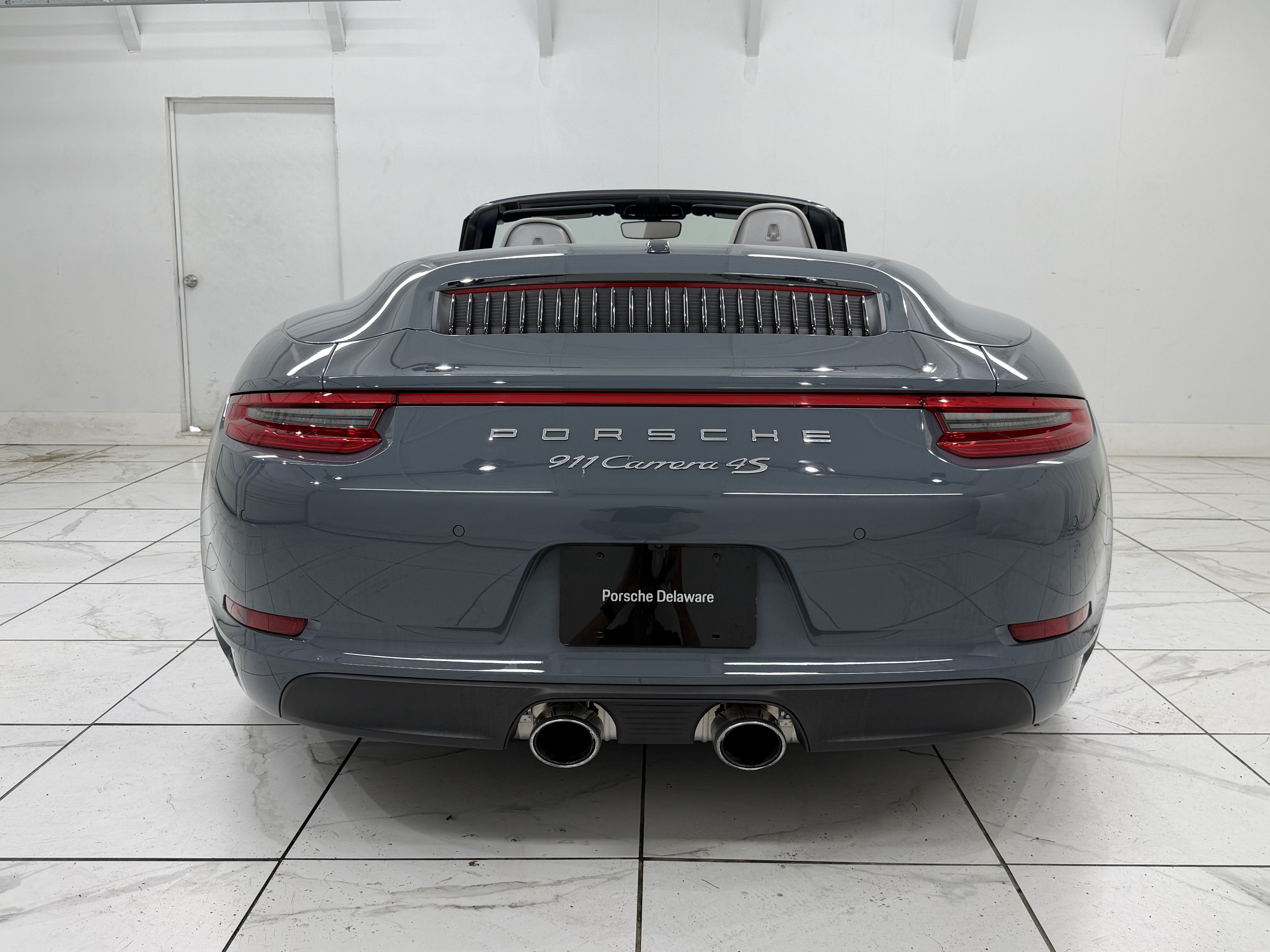 2017 Porsche 911 Carrera 4S