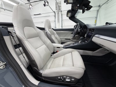2017 Porsche 911 Carrera 4S