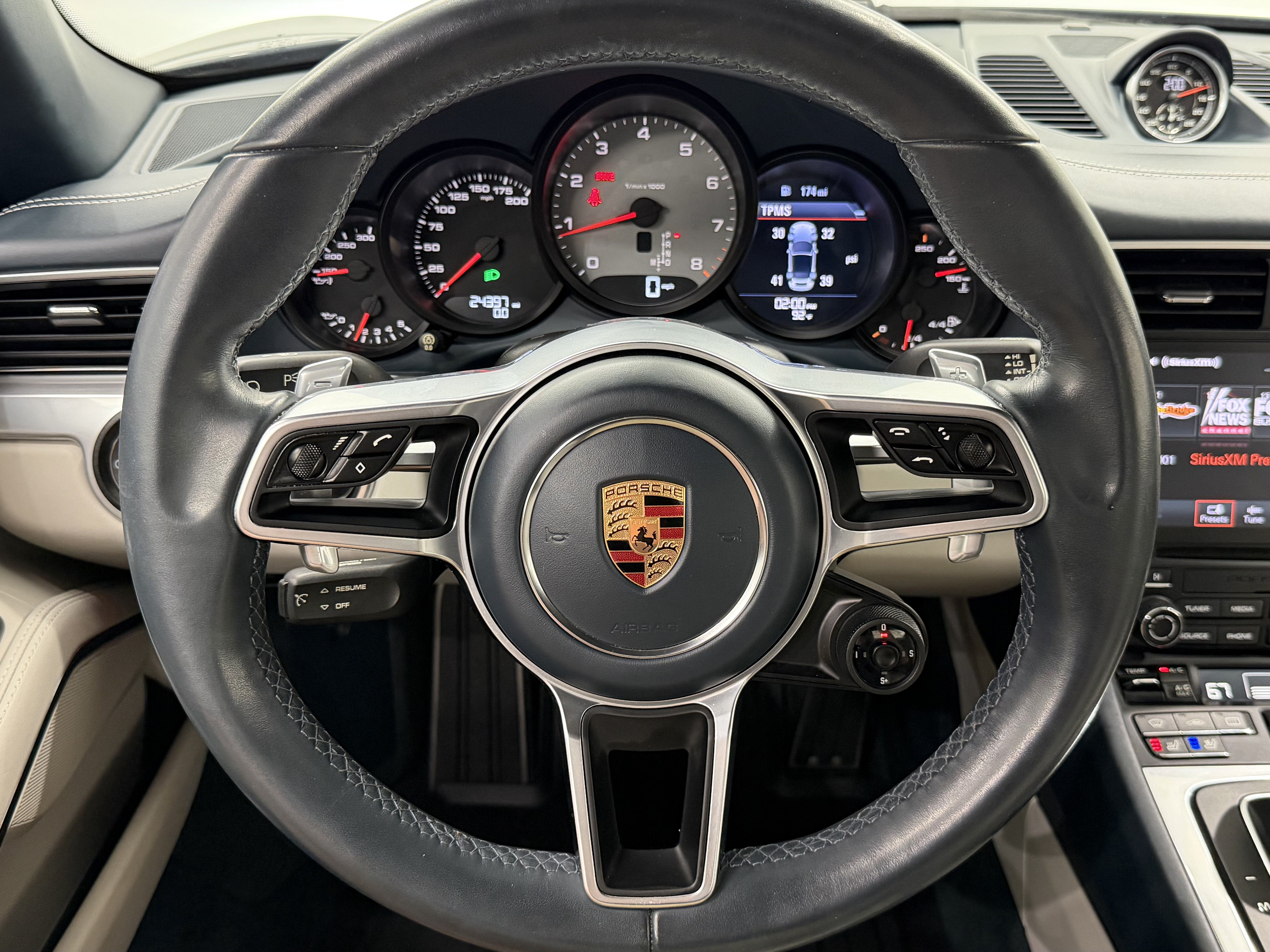 2017 Porsche 911 Carrera 4S